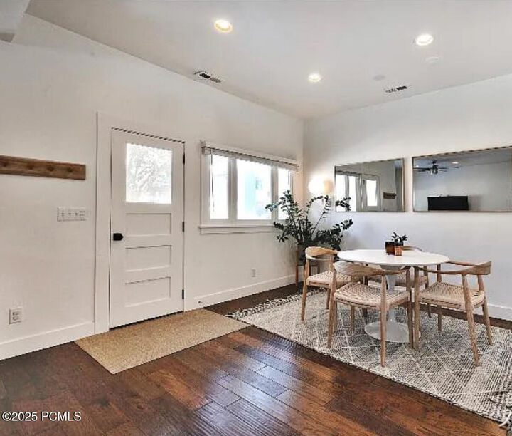 Property Photo: 1057 Woodside Avenue UT 84060
