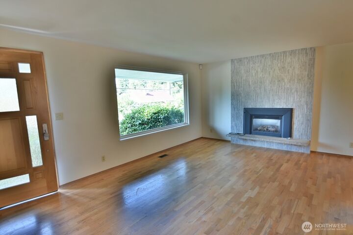 Property Photo:  22805  66th Avenue W  WA 98043 