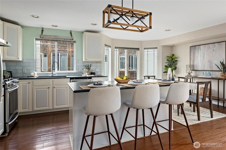 5731  186th Place SW A  Lynnwood WA 98037 photo