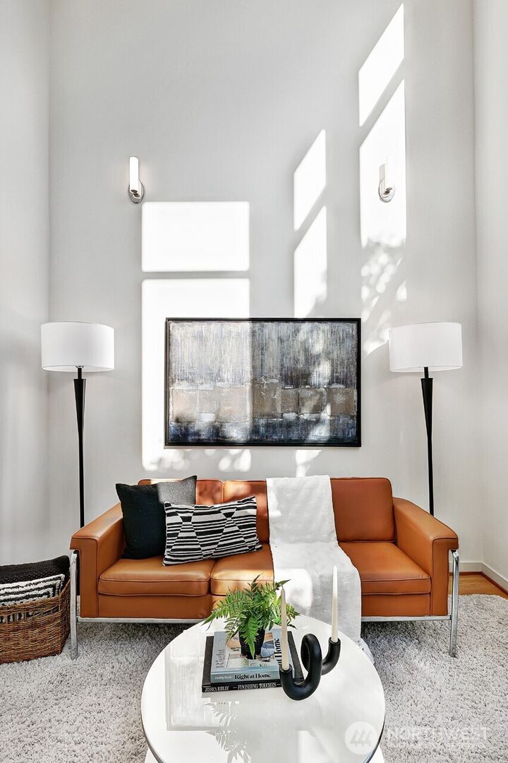 Property Photo: 4027 California Avenue SW D WA 98116