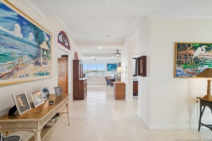 Property Photo: 1130 SW Chapman Way 509 FL 34990