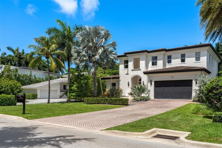 Property Photo: 229 Golden Beach Dr FL 33160