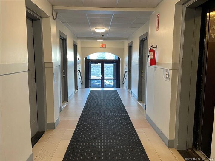 Property Photo: 225 Golden Hill Street 4G CT 06604