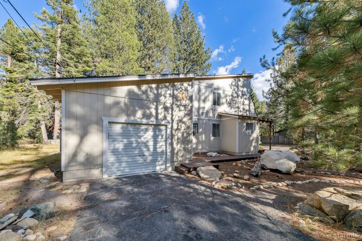Property Photo: 993 Woodchuck Court CA 96150