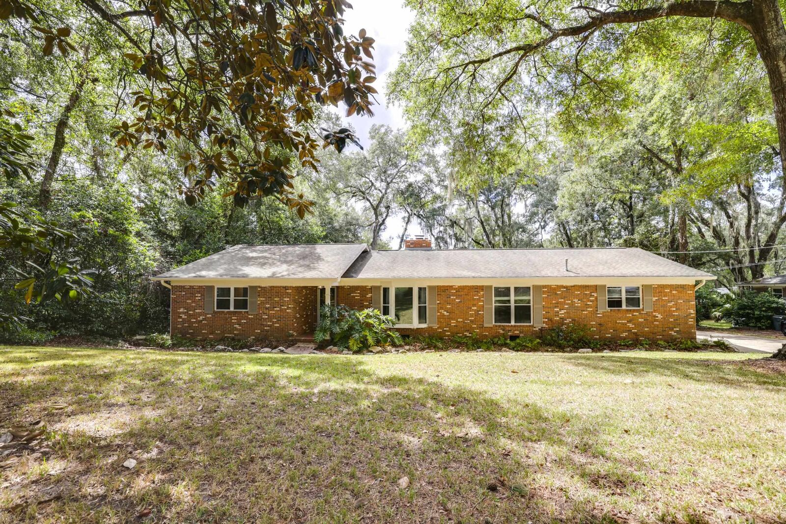 Property Photo:  1129 Mercer Drive  FL 32312 