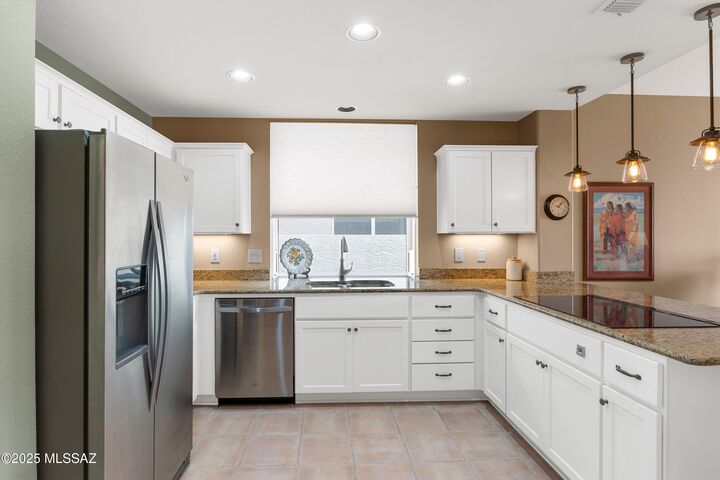 Property Photo:  64555 E Catalina View Drive  AZ 85739 