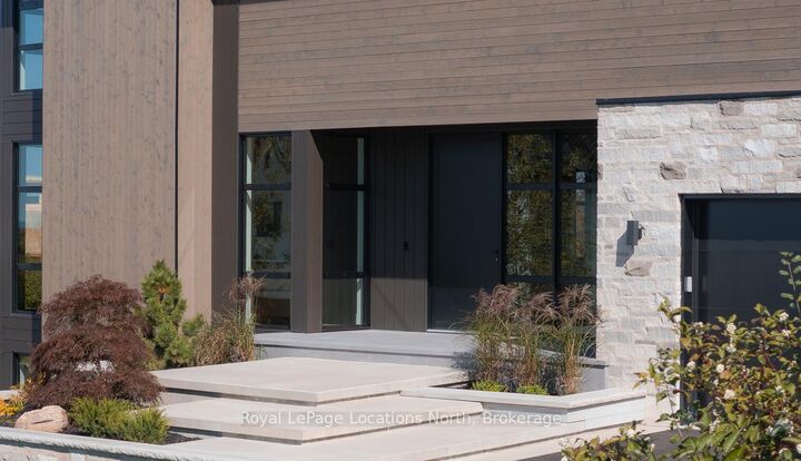 Property Photo:  104 Maryward Crescent  ON N0H 1J0 