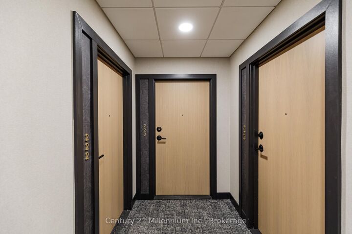Property Photo: 31 Huron Street 223 ON L9Y 5T7