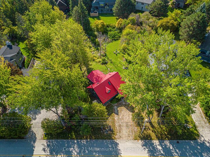 Property Photo: 178 Sleepy Hollow Road ON L9Y 0S8