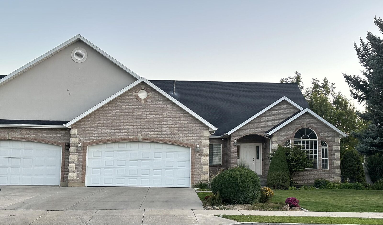 Property Photo:  1172 E Murdock Dr E  UT 84003 