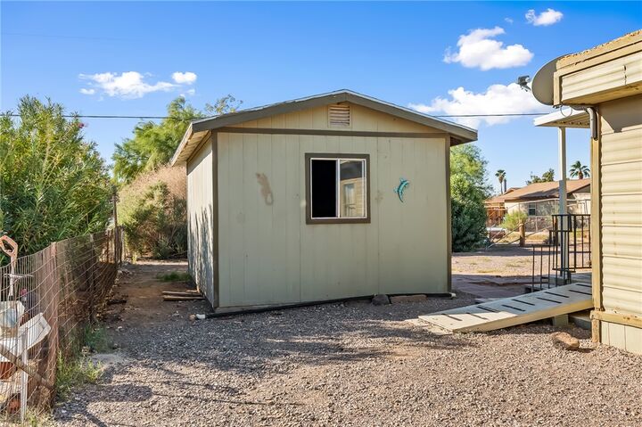 Property Photo: 2096 E Hackamore Drive AZ 86440