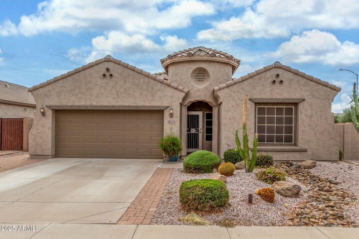 Property Photo: 10831 E Sylvan Avenue AZ 85212