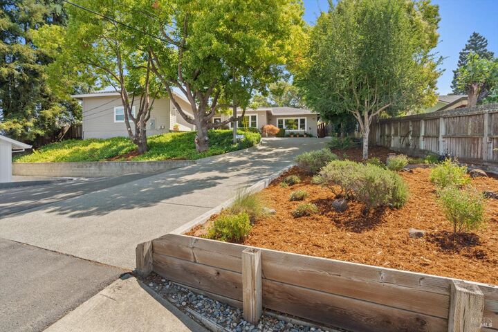 Property Photo: 5 George Terrace CA 94952