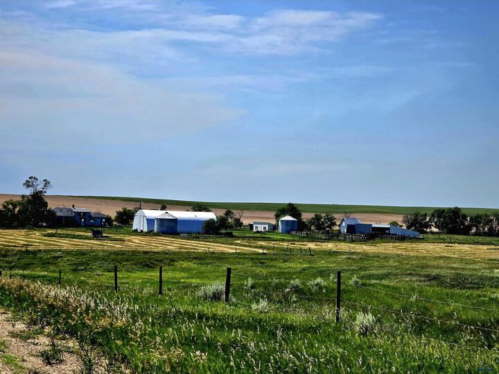 Property Photo: 19830 233rd 19830 Paulsen Rd SD 57775