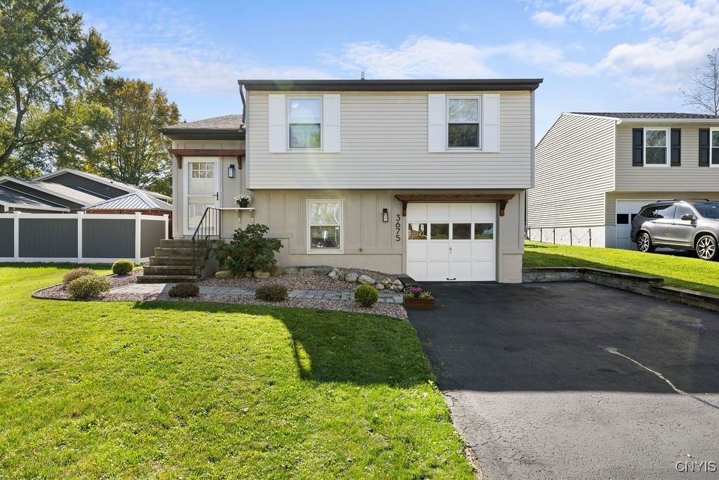 Property Photo:  3675 Chainmaker  NY 13027 