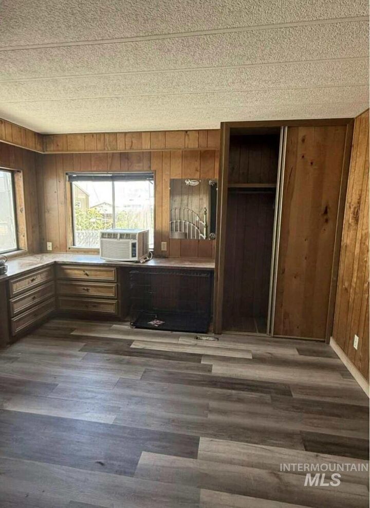 Property Photo: 924 Vista Ave 11 ID 83501