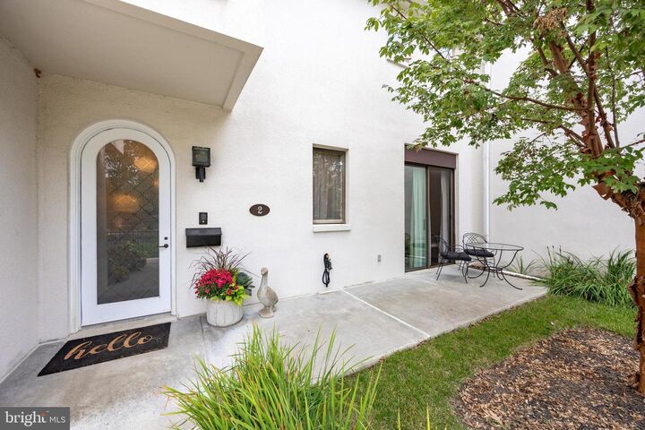 Property Photo:  2 Ile Dhuyere 2  PA 19333 