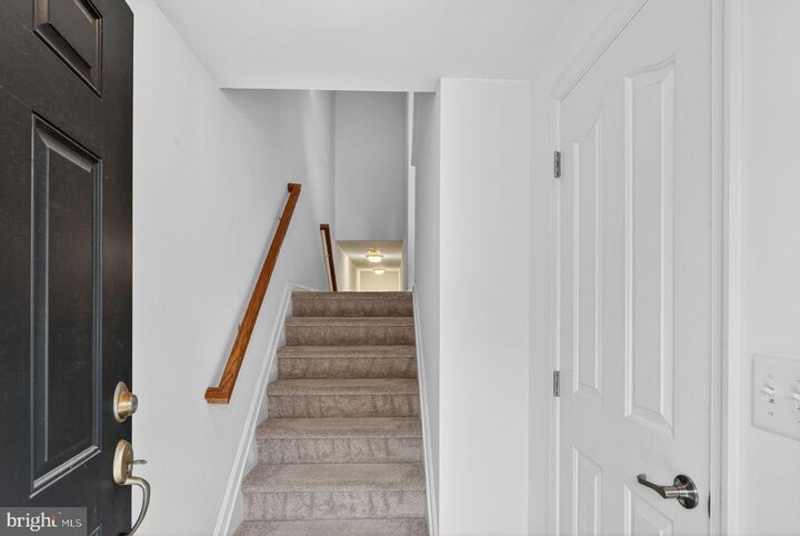 Property Photo: 178 Creekside Way NJ 08016