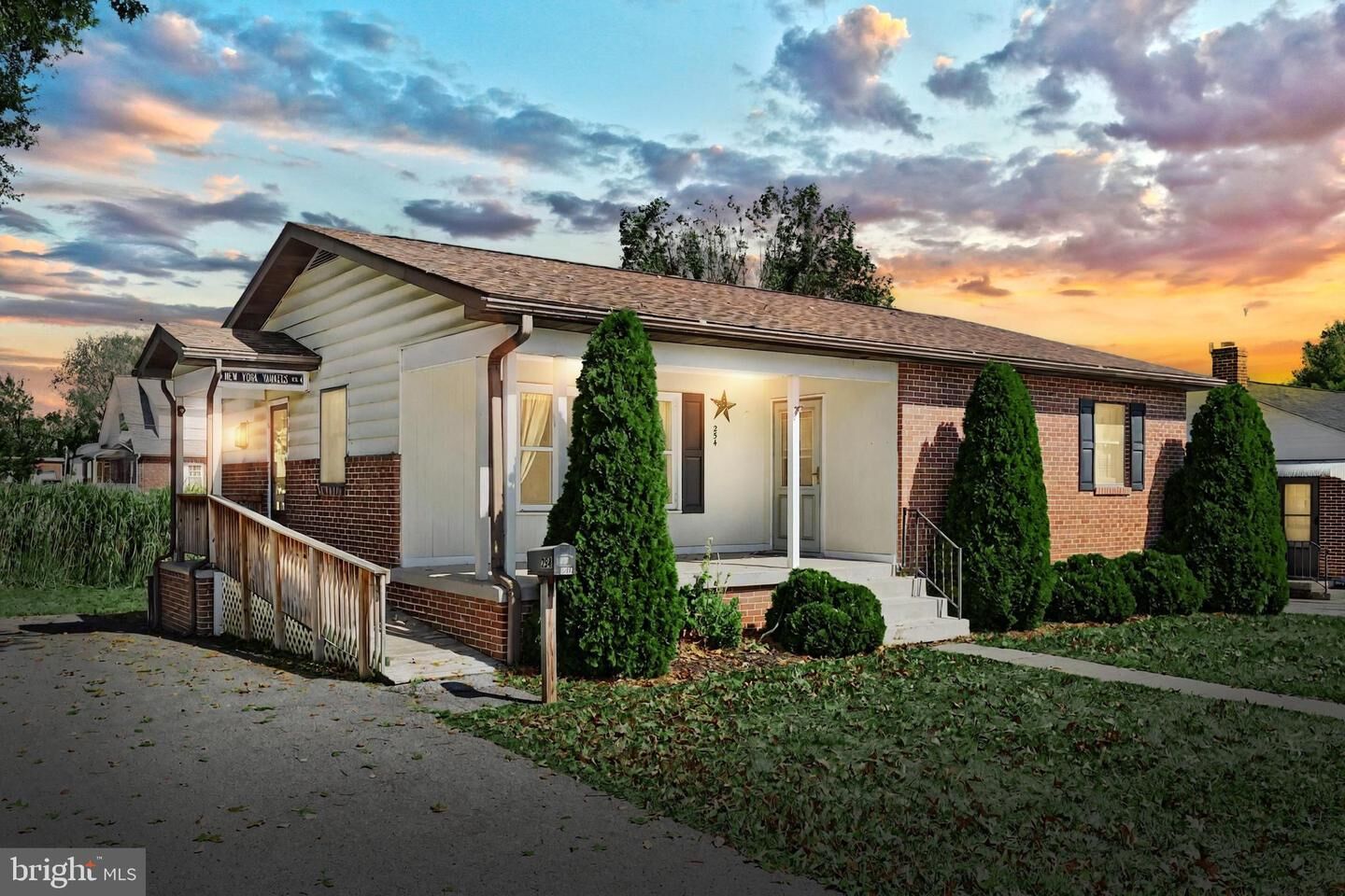 Property Photo:  254 Barlow Street  PA 17325 