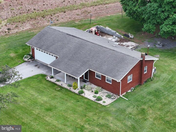 Property Photo:  796 Lighthouse Road  PA 15533 