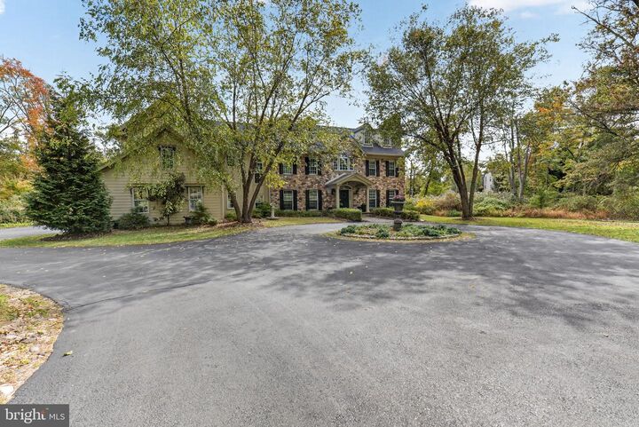5765 Valley Stream Drive  Doylestown PA 18902 photo