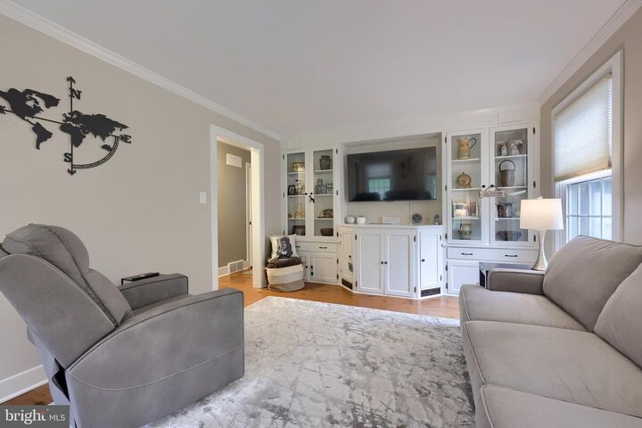 Property Photo:  2737 Long Farm Lane  PA 17601 