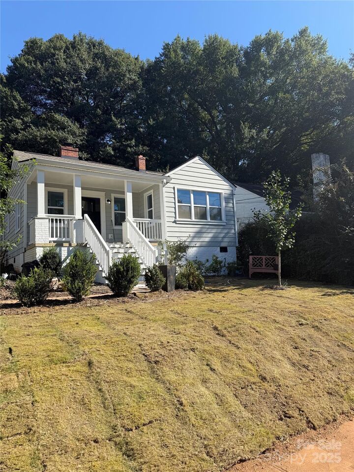 Property Photo: 3112 Rush Avenue NC 28208