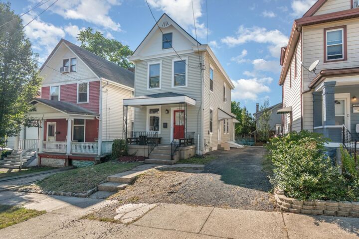 Property Photo: 3013 Marshall Avenue OH 45220