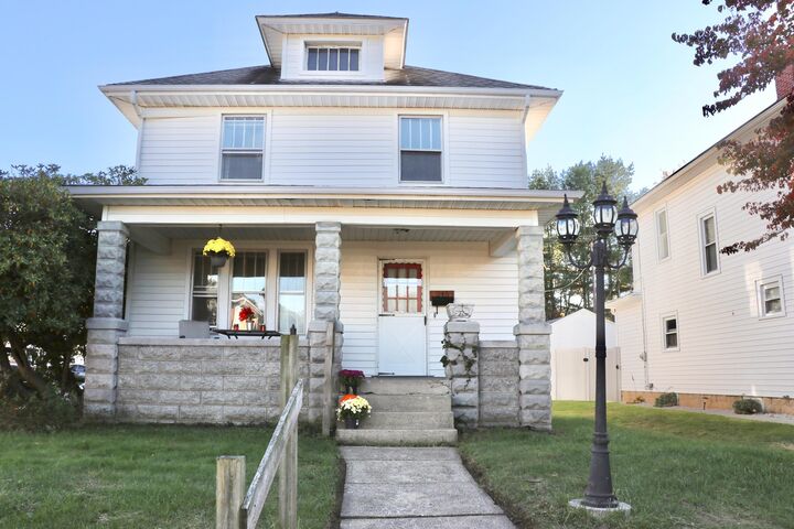 Property Photo:  245 Rugg Avenue  OH 43055