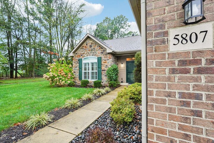Property Photo: 5807 Parchment Drive OH 43081