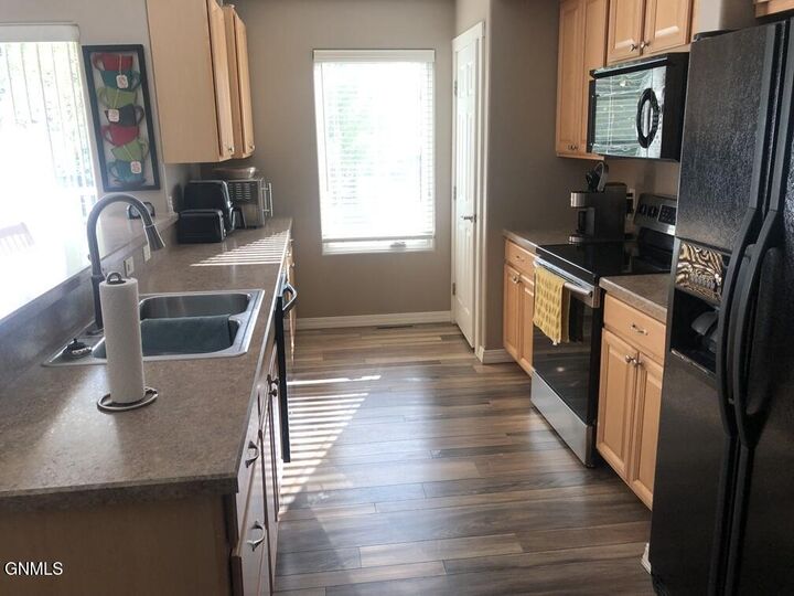 Property Photo:  315 Versailles Avenue  ND 58503 