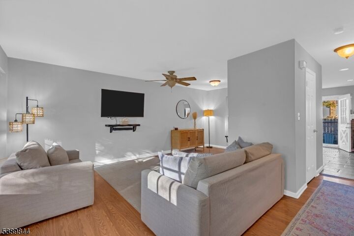 Property Photo: 1404 Washington Cmn NJ 08844