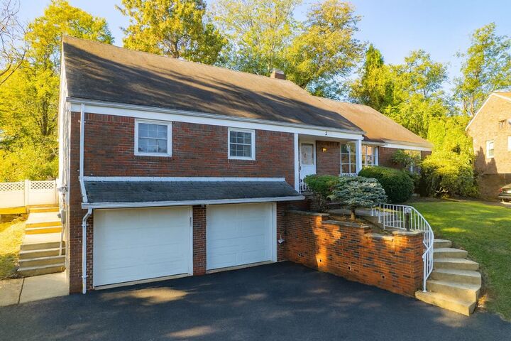 2 South Audlen Terrace  Springfield NJ 07081-2110 photo