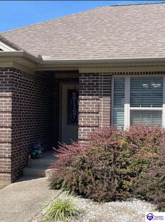 Property Photo:  129 Lowball Lane  KY 40175