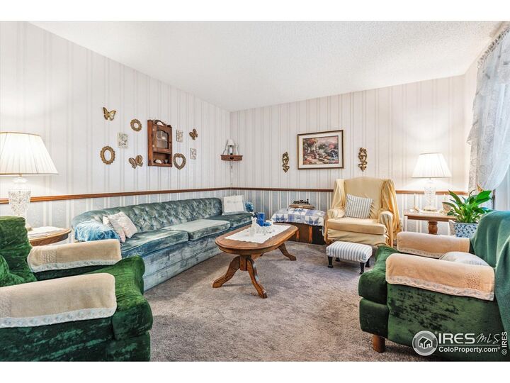 Property Photo:  2516 S Cimarron St  CO 80014 