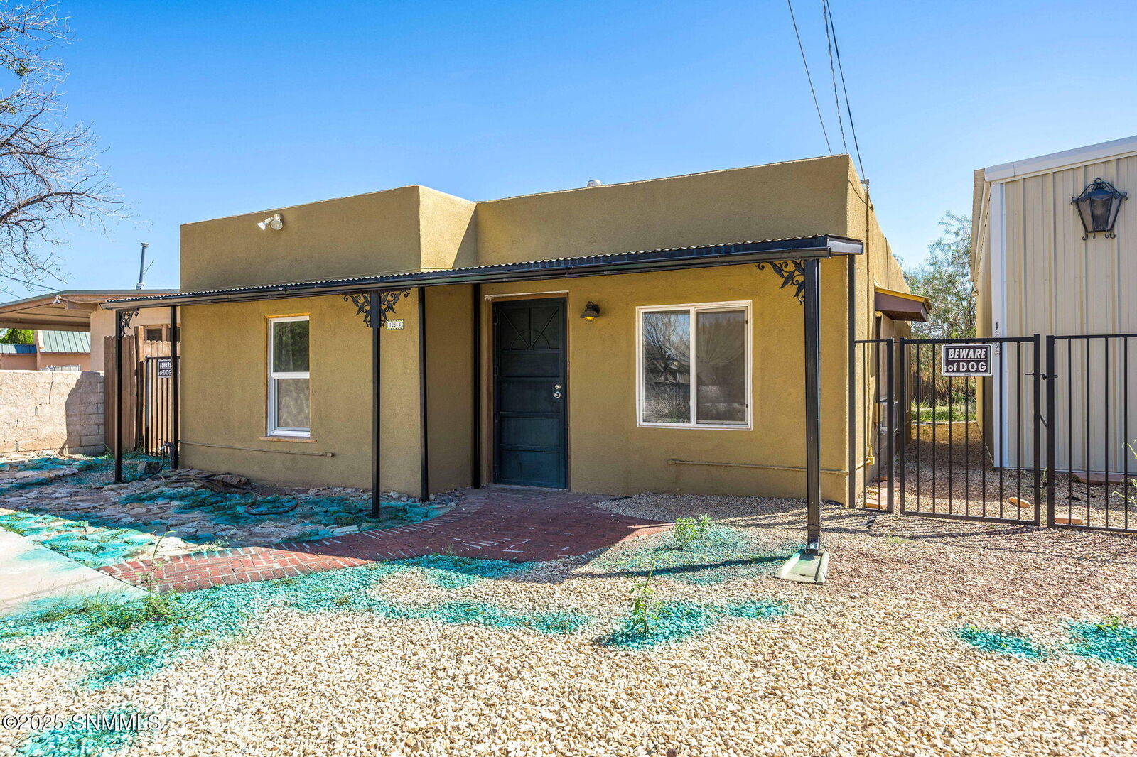 Property Photo:  129 W Chestnut Avenue  NM 88005 