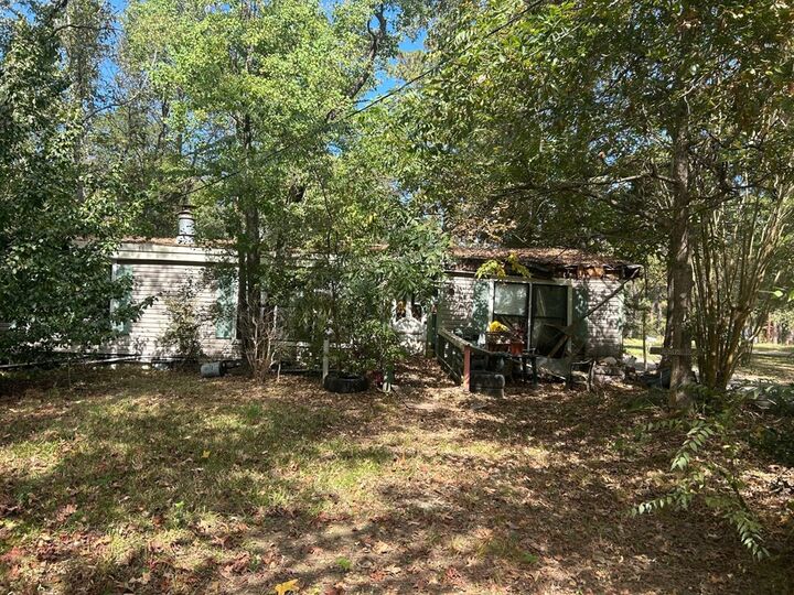 Property Photo: 623 Spruce TX 75949