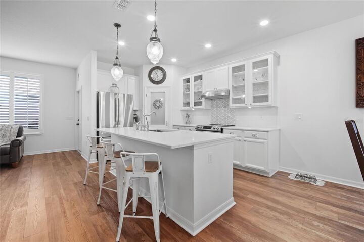 Property Photo:  5179 Avalon Park Boulevard  FL 33545 