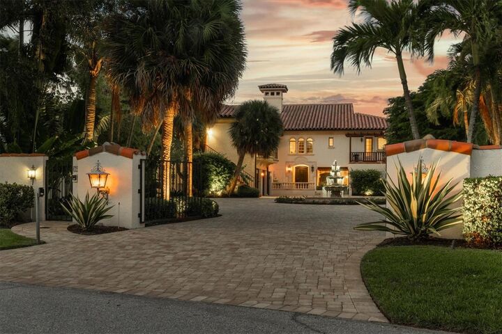 Property Photo: 749 Freeling Drive FL 34242