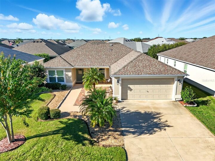 937 Kauska Way  The Villages FL 32163 photo