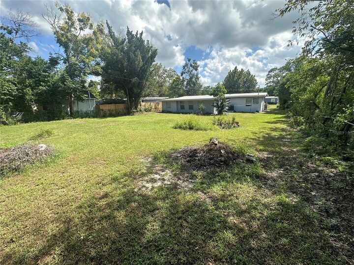 Property Photo:  541 E 3rd Street  FL 32766 