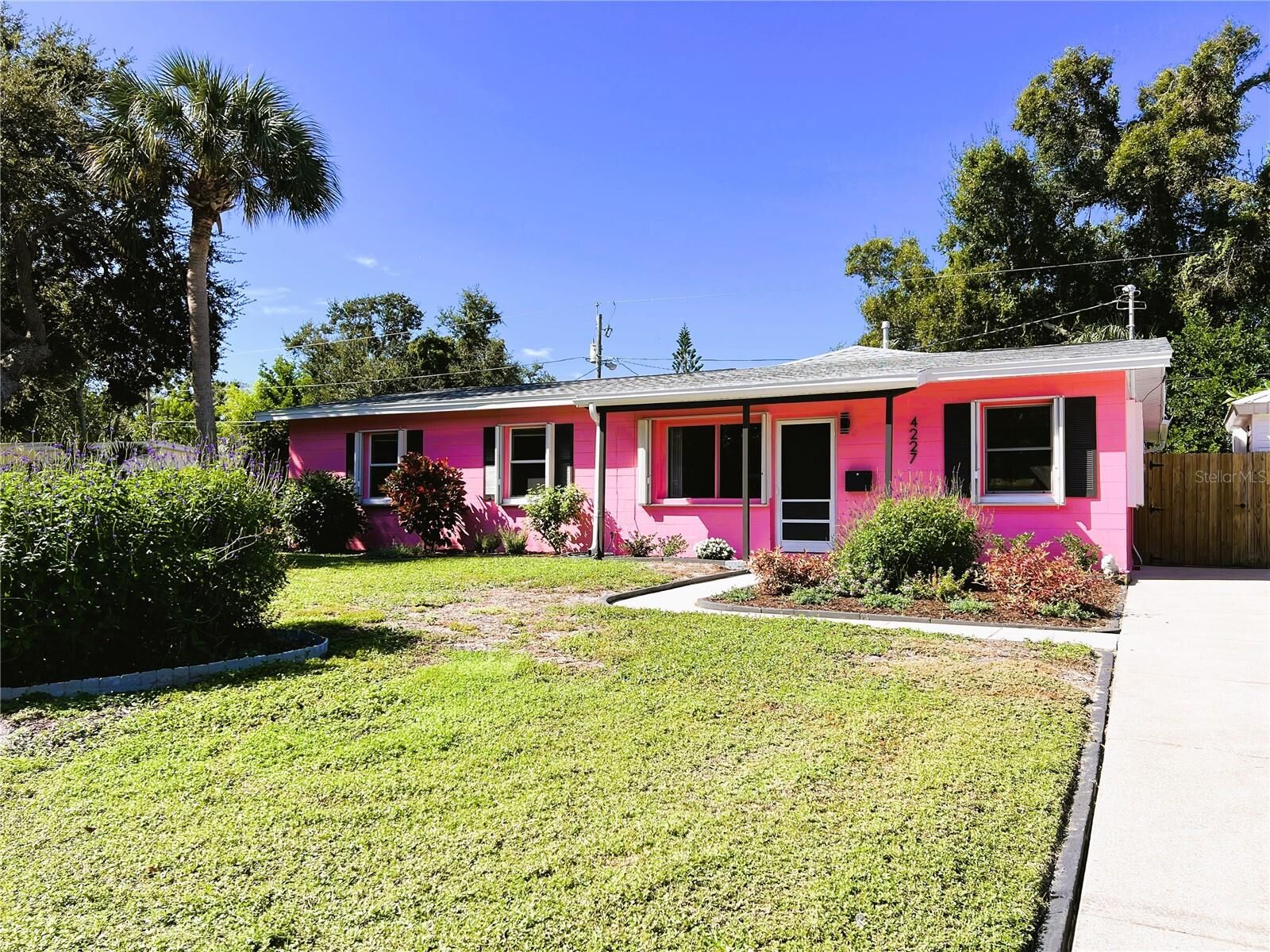 Property Photo:  4227 Porpoise Drive SE  FL 33705 