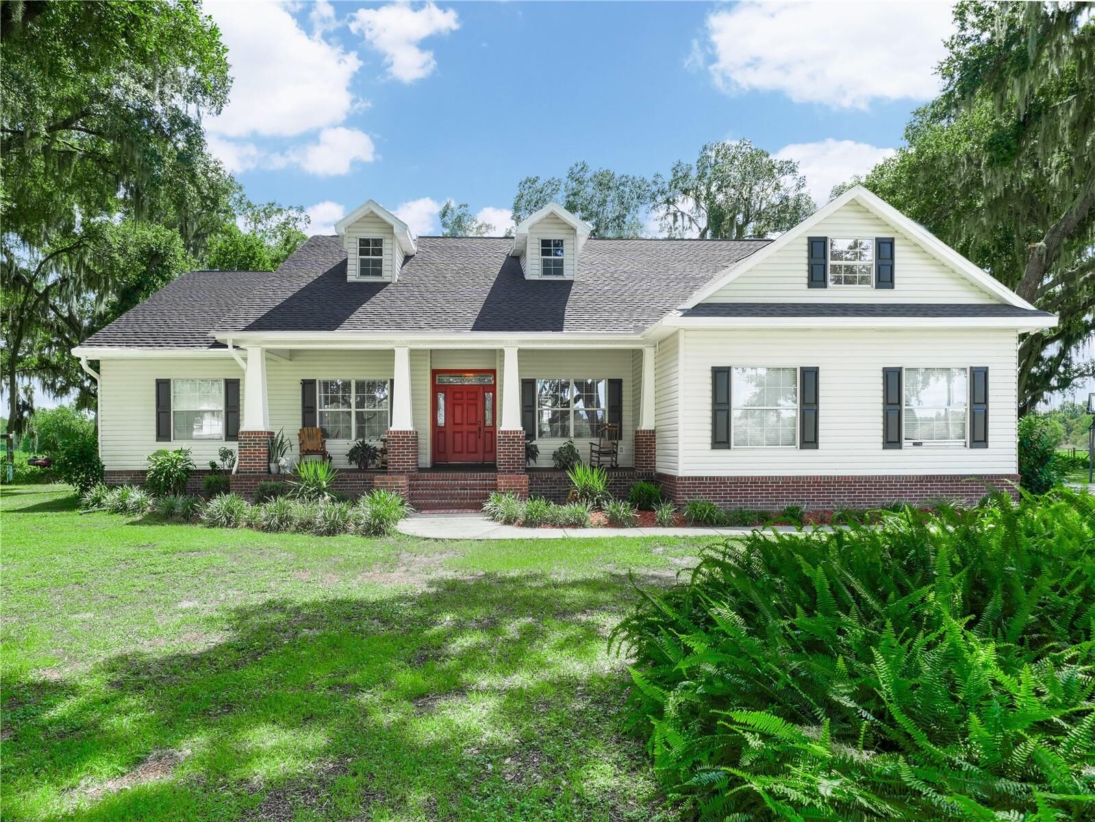 Property Photo:  1096 Drew Street  FL 33810 