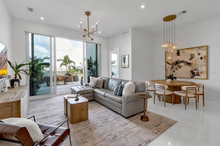Property Photo: 111 S Pineapple Avenue 519 FL 34236