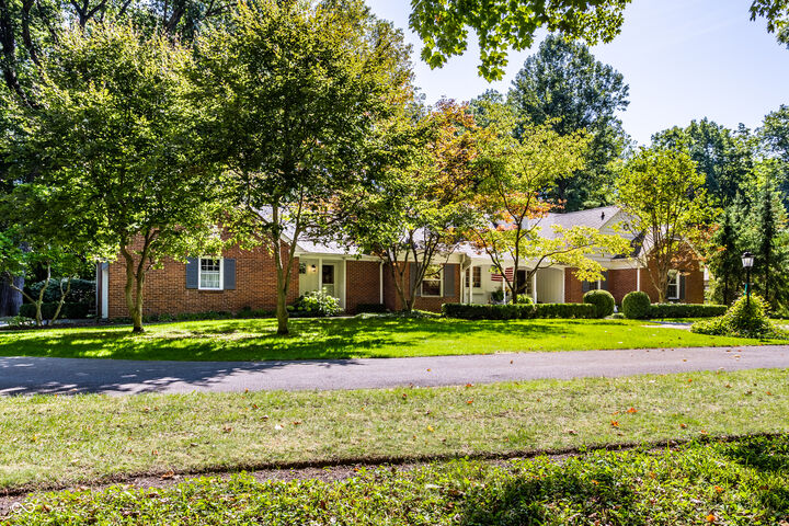 Property Photo: 8121 N Illinois Street IN 46260