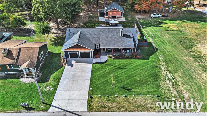 4958 Forest Park Avenue  Watervliet MI 49098-9705 photo