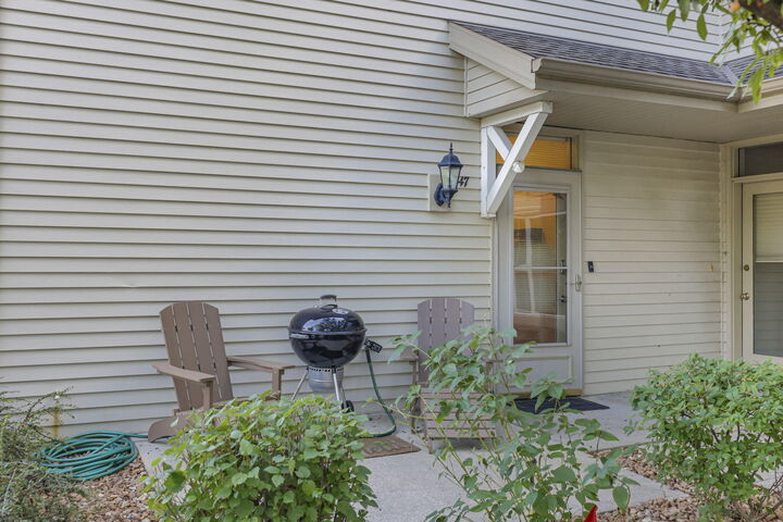 Property Photo: 1513 92nd St 47 WI 53177