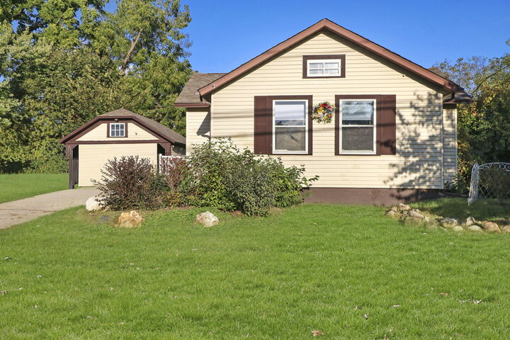 8133 Antioch Rd  Salem WI 53168 photo