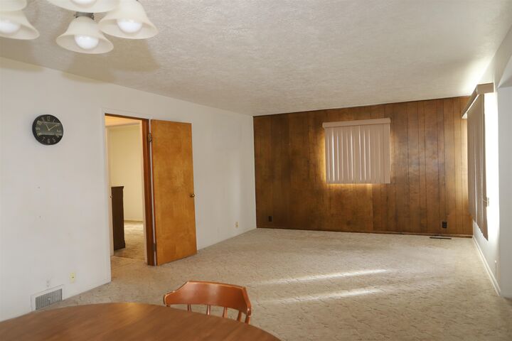 Property Photo: 237 12th Av SE ND 58701