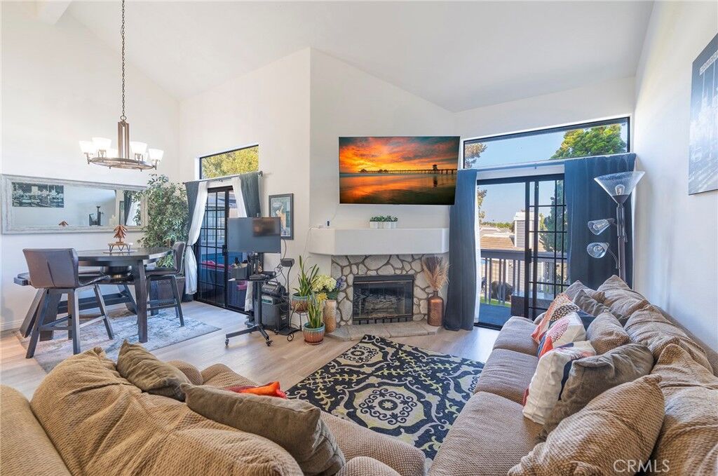 Property Photo: 20302 Tidepool 204 CA 92646